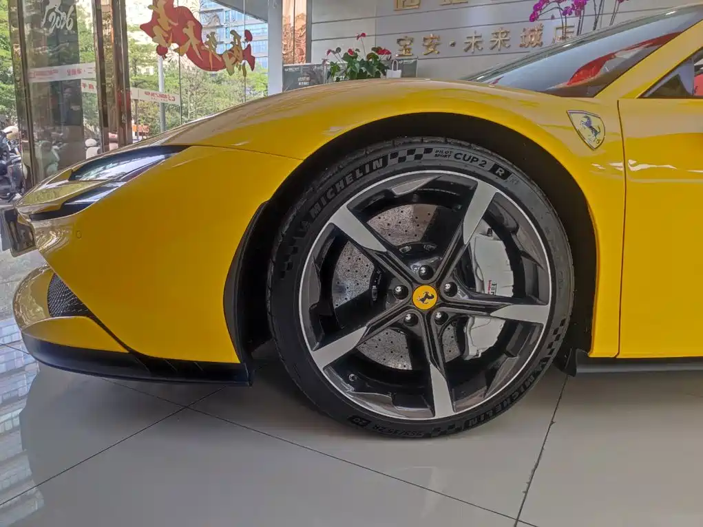 Ferrari SF90 3.9T V8 Spider, фото 7
