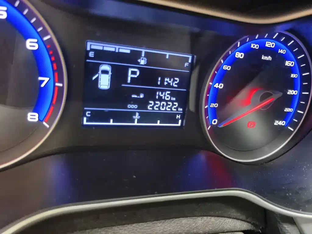 Geely Vision — миниатюра 13