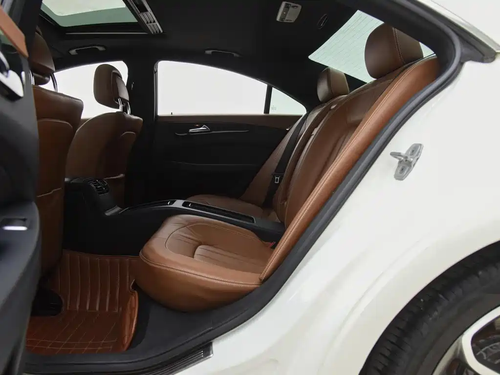 Mercedes-Benz CLS — миниатюра 12