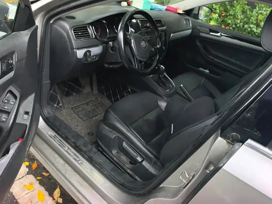 Volkswagen Sagitar — миниатюра 9