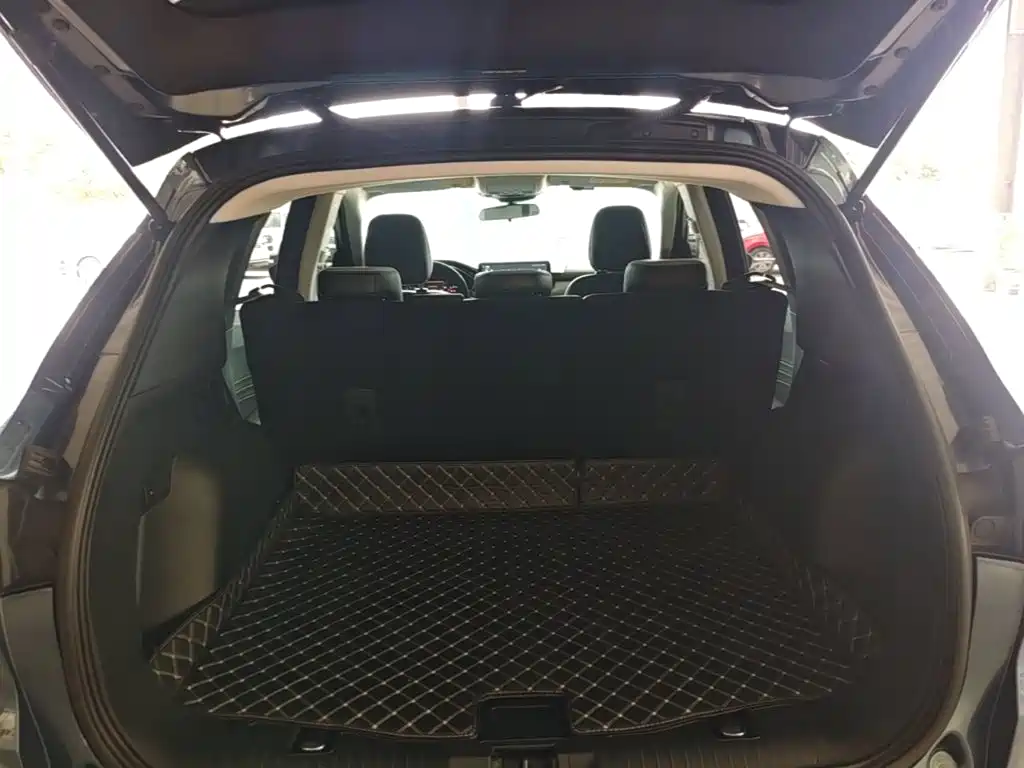 Ford Escape — миниатюра 19