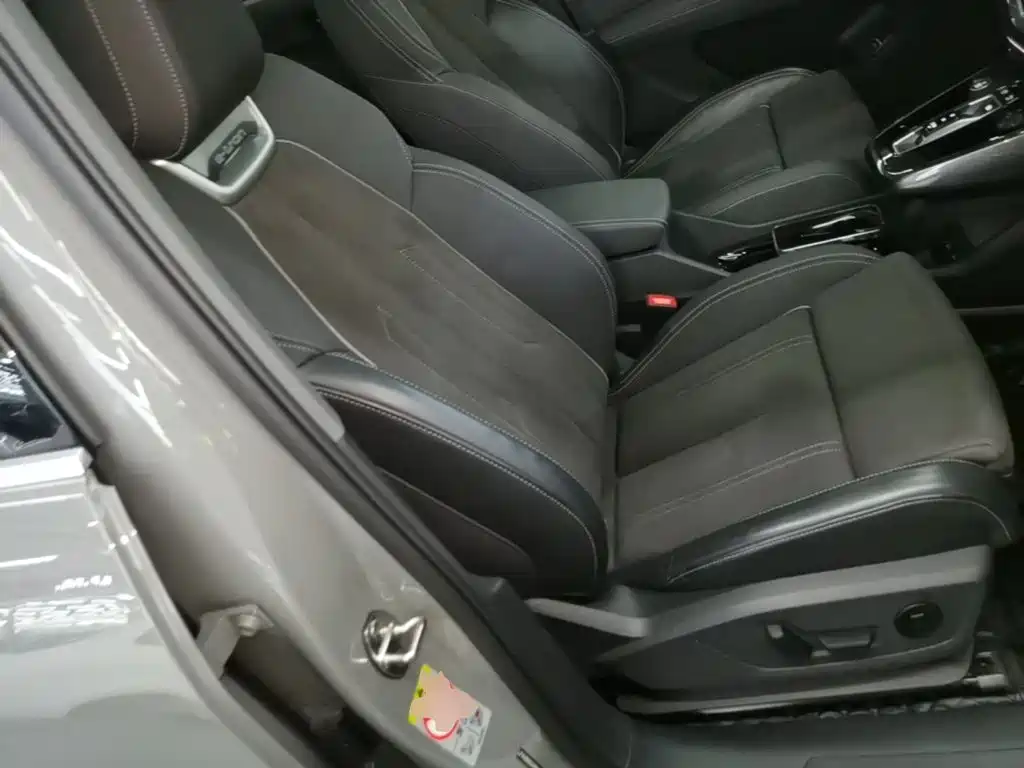 Audi Q4 e-tron — миниатюра 25