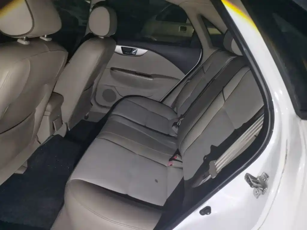 Buick Excelle — миниатюра 17