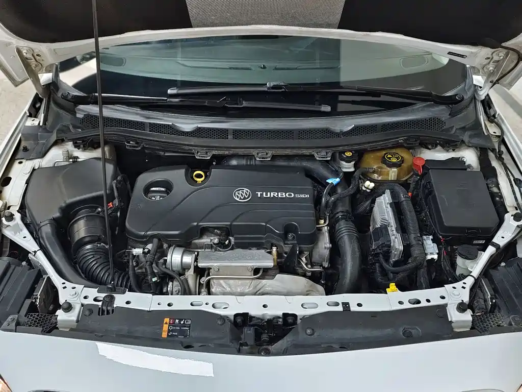 Buick Verano — миниатюра 11
