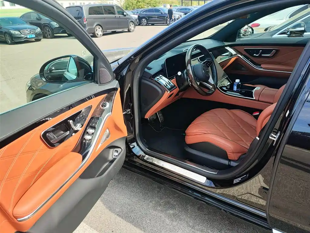 Mercedes-Benz S-Class — миниатюра 13