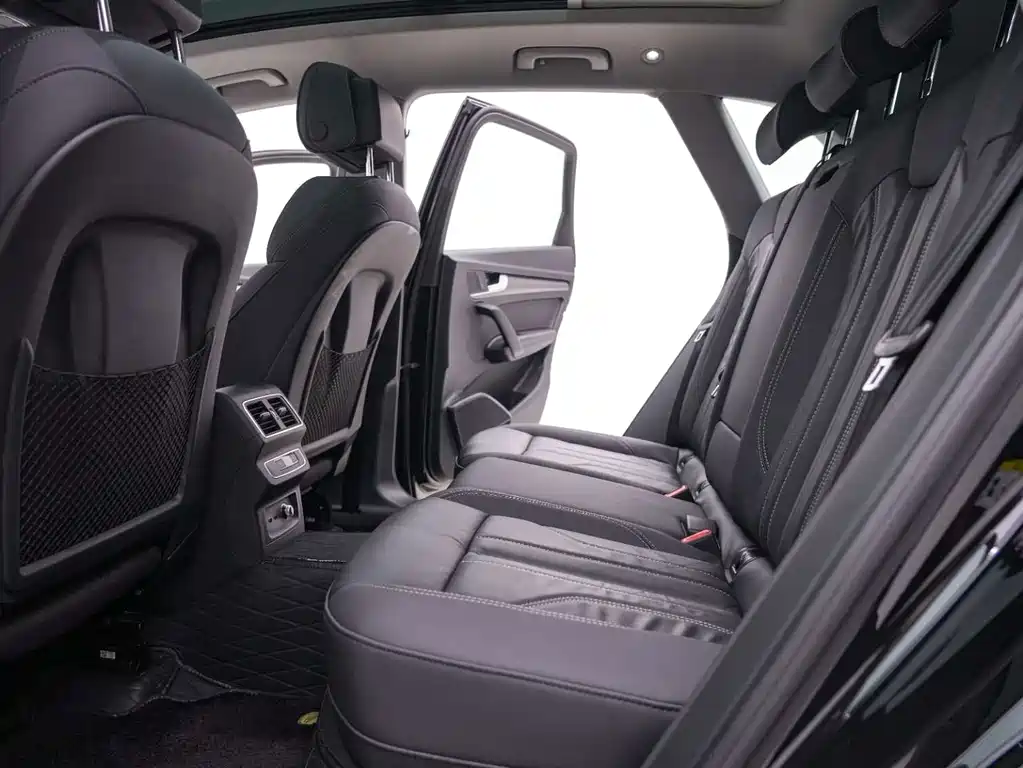 Audi Q5L — миниатюра 24