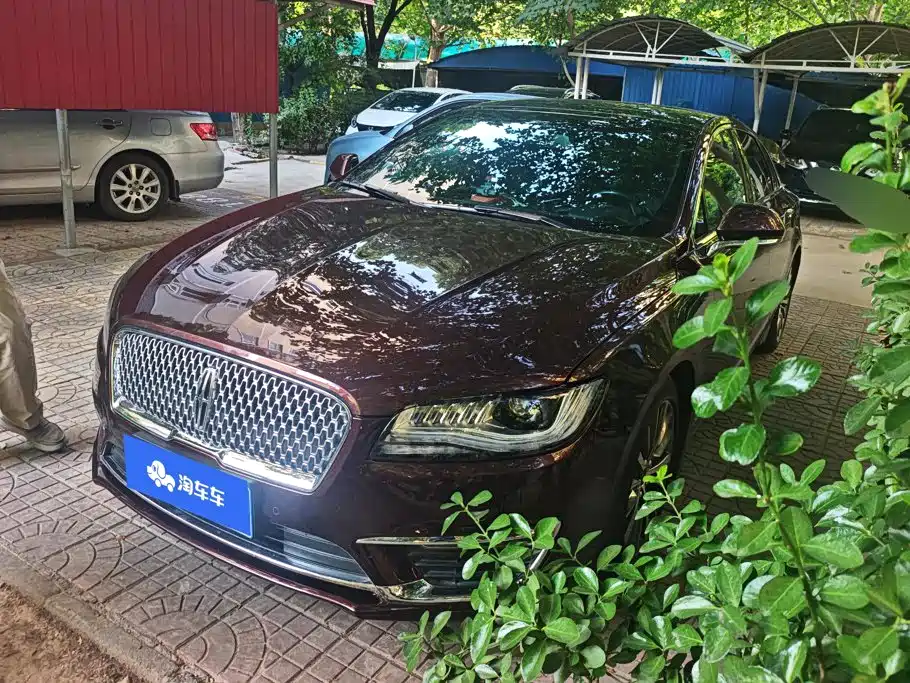 Lincoln MKZ