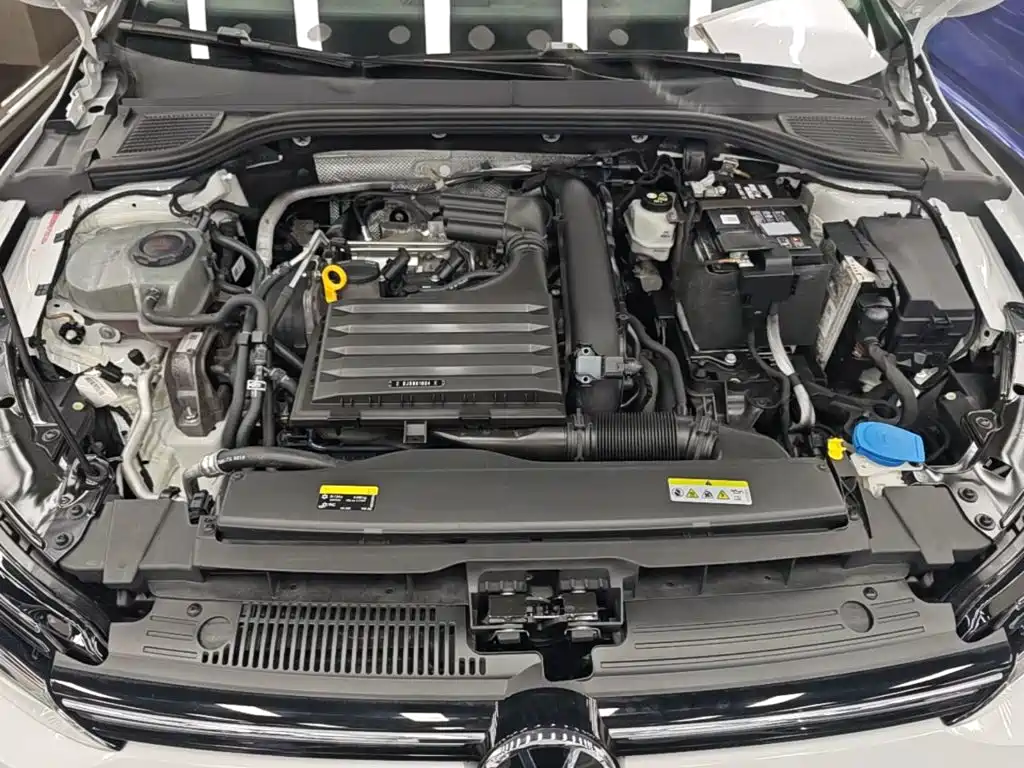 Volkswagen Golf — миниатюра 20