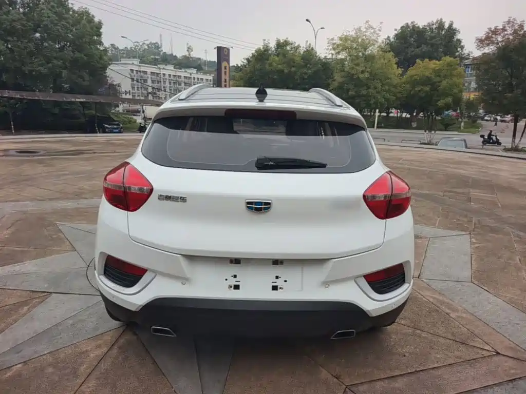 Geely Emgrand GS — миниатюра 6