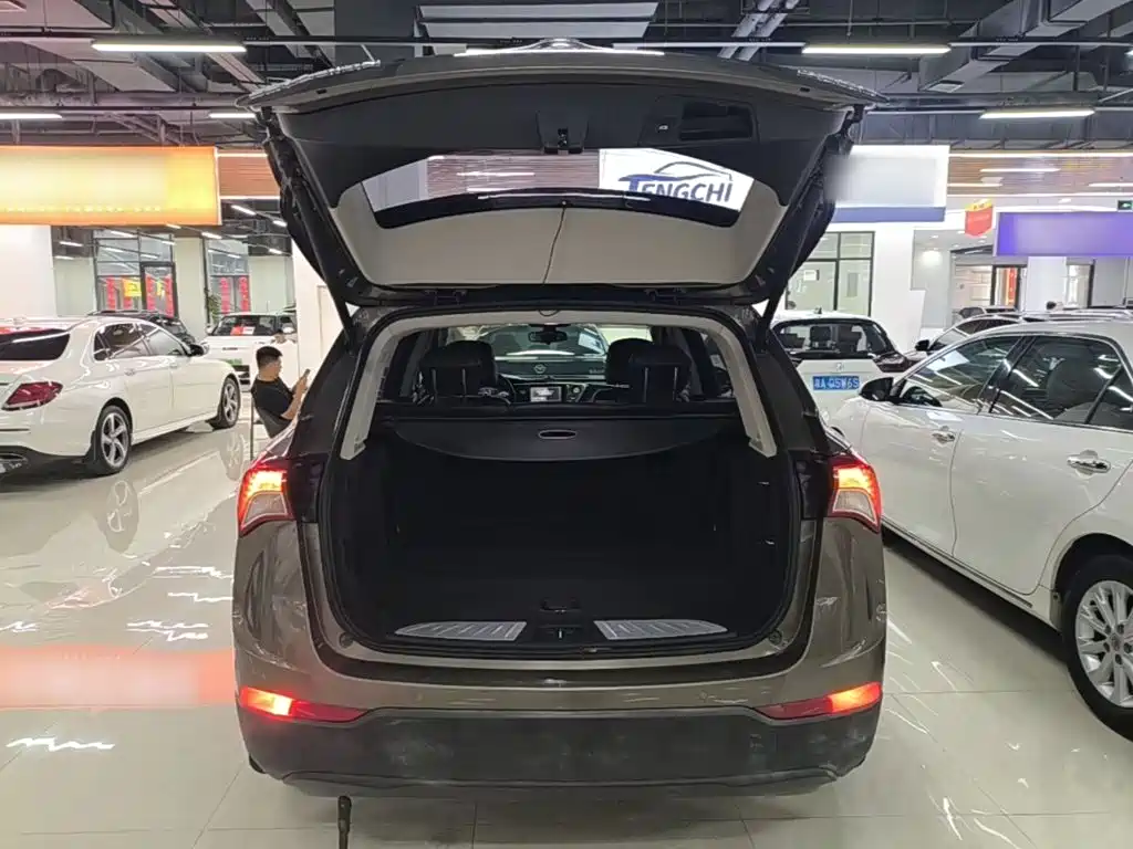 Buick Envision Plus — миниатюра 19