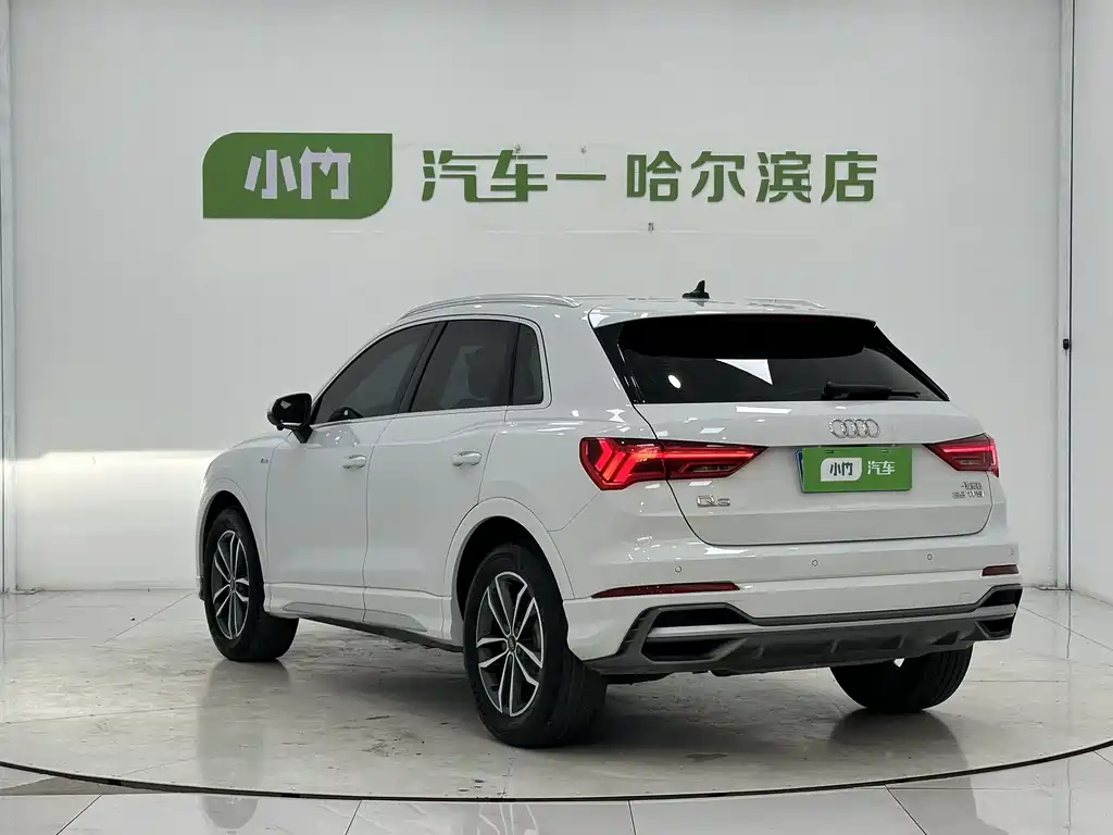 Audi Q3 2022 35 TFSI