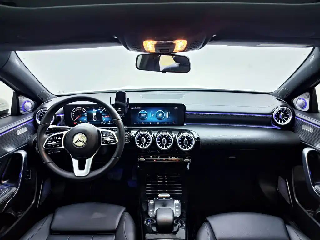 Mercedes-Benz A-Class — миниатюра 8