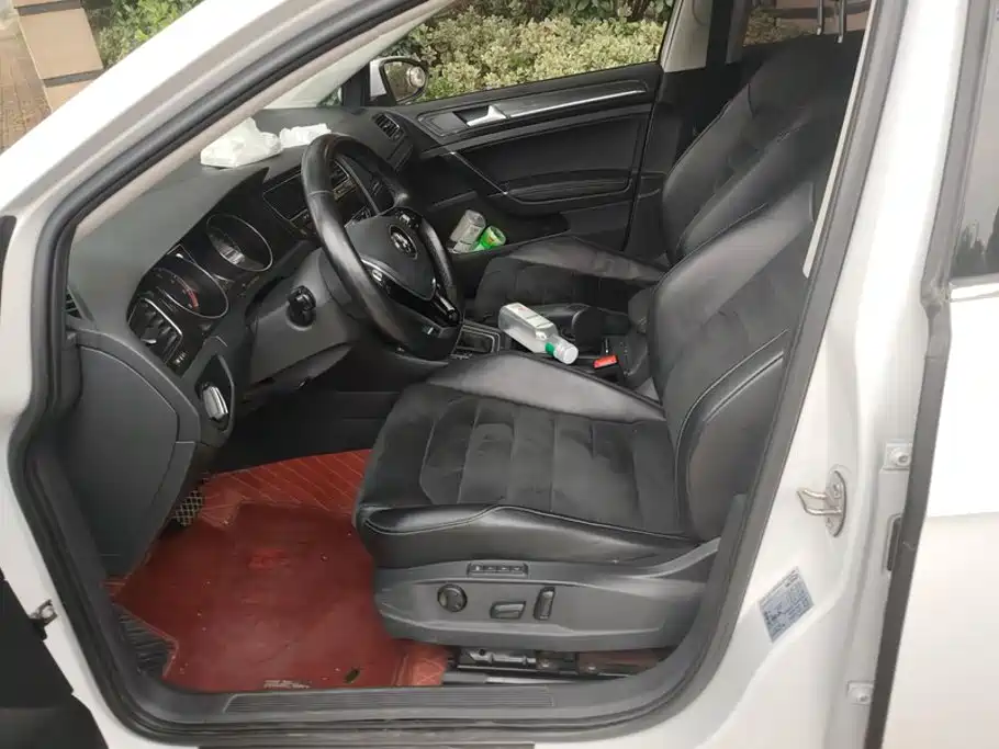 Volkswagen Golf — миниатюра 9