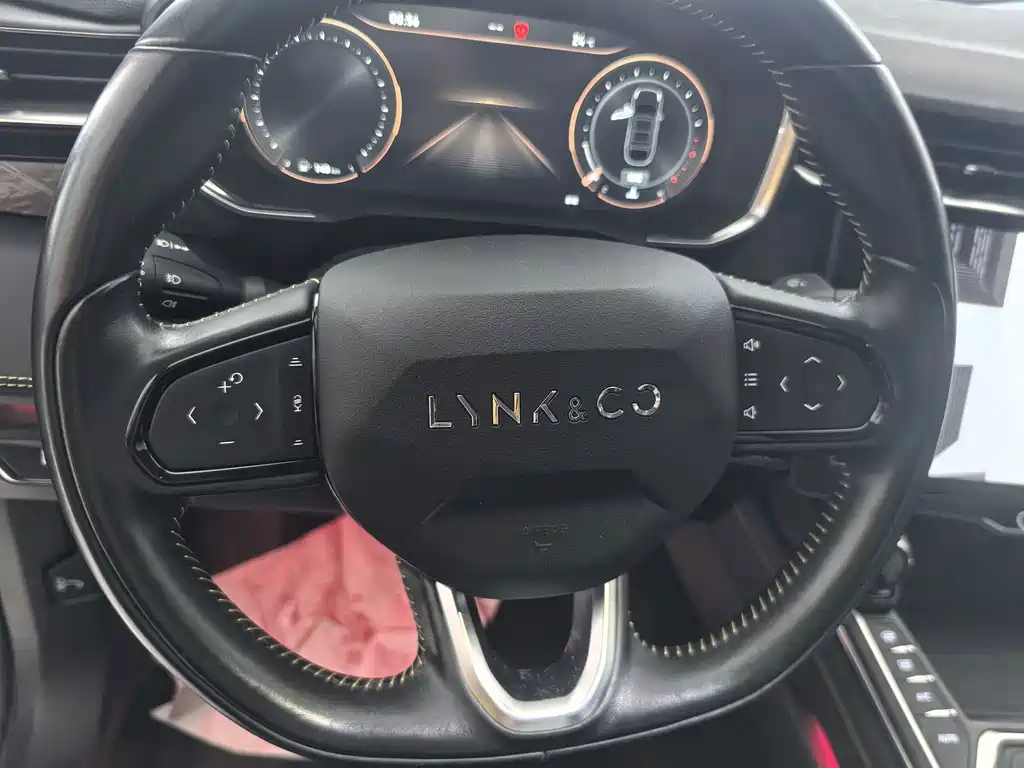 Lynk & Co 05 — миниатюра 14