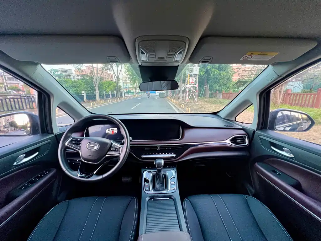 GAC Motor Trumpchi M6 — миниатюра 5