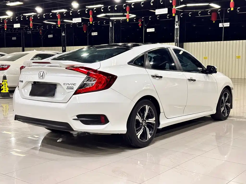 Honda Civic — миниатюра 11