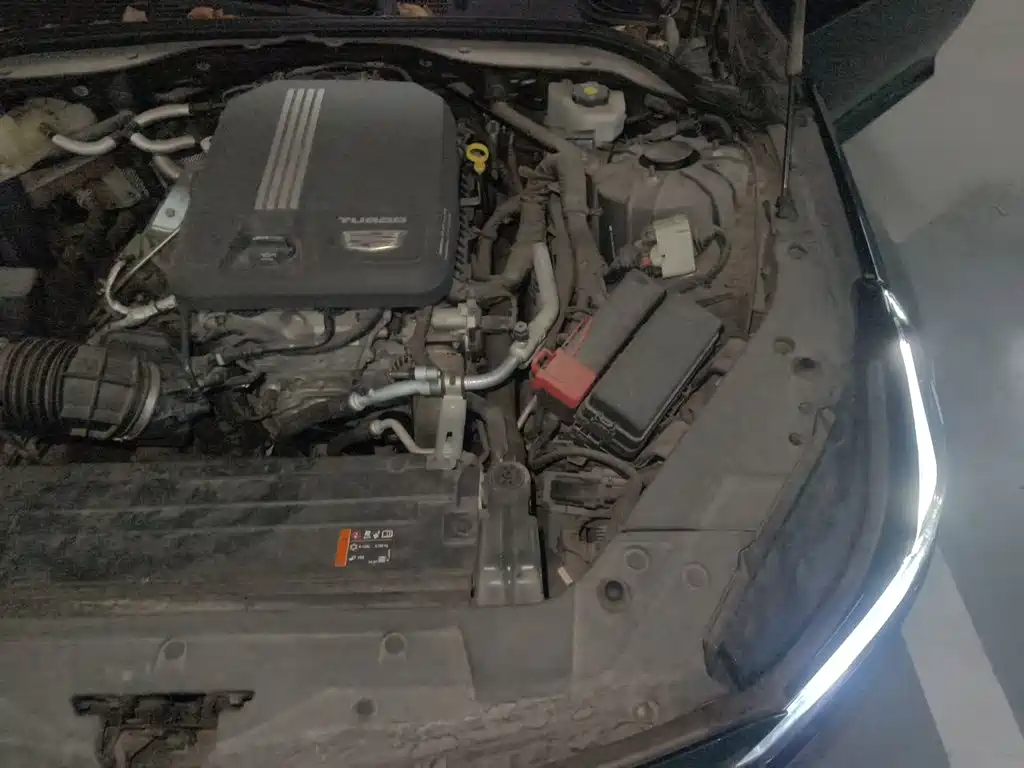 Cadillac CT5 — миниатюра 21