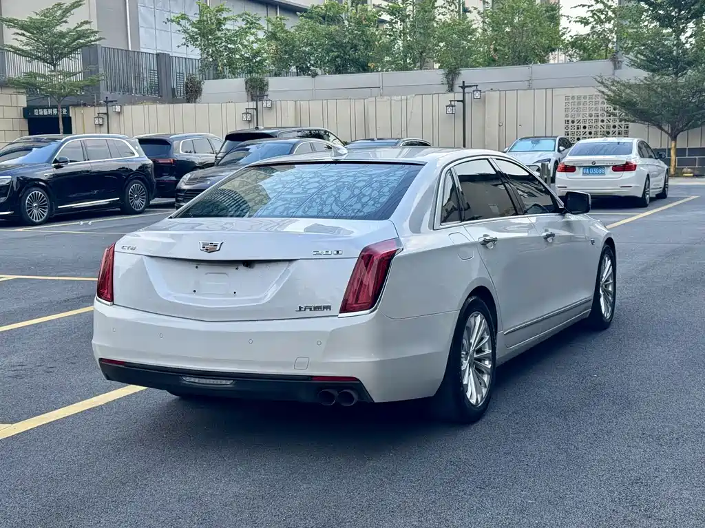 Cadillac CT6 — миниатюра 6