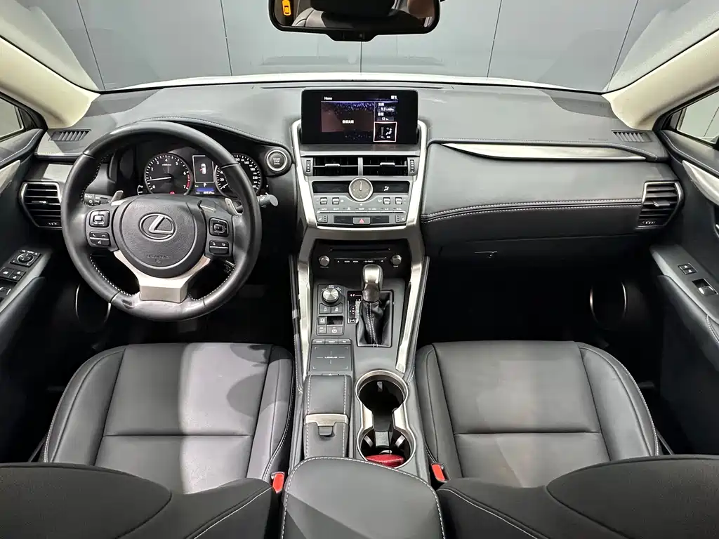 Lexus NX — миниатюра 20