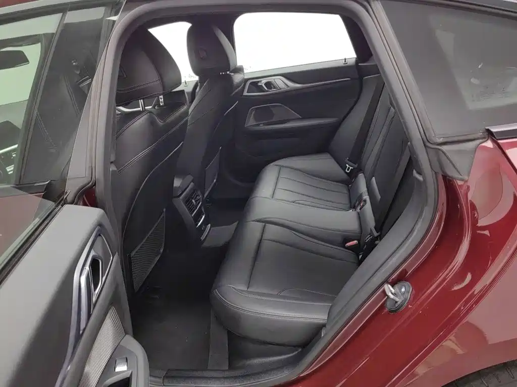 BMW 4 Series — миниатюра 15
