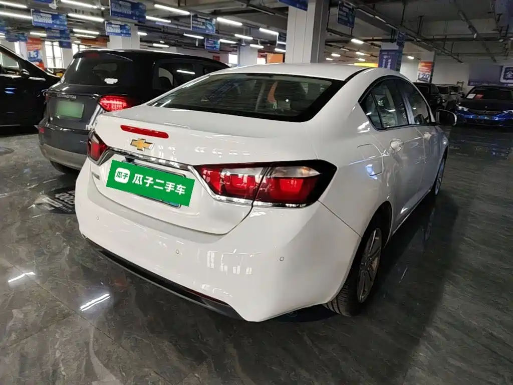 Chevrolet Cruze — миниатюра 7