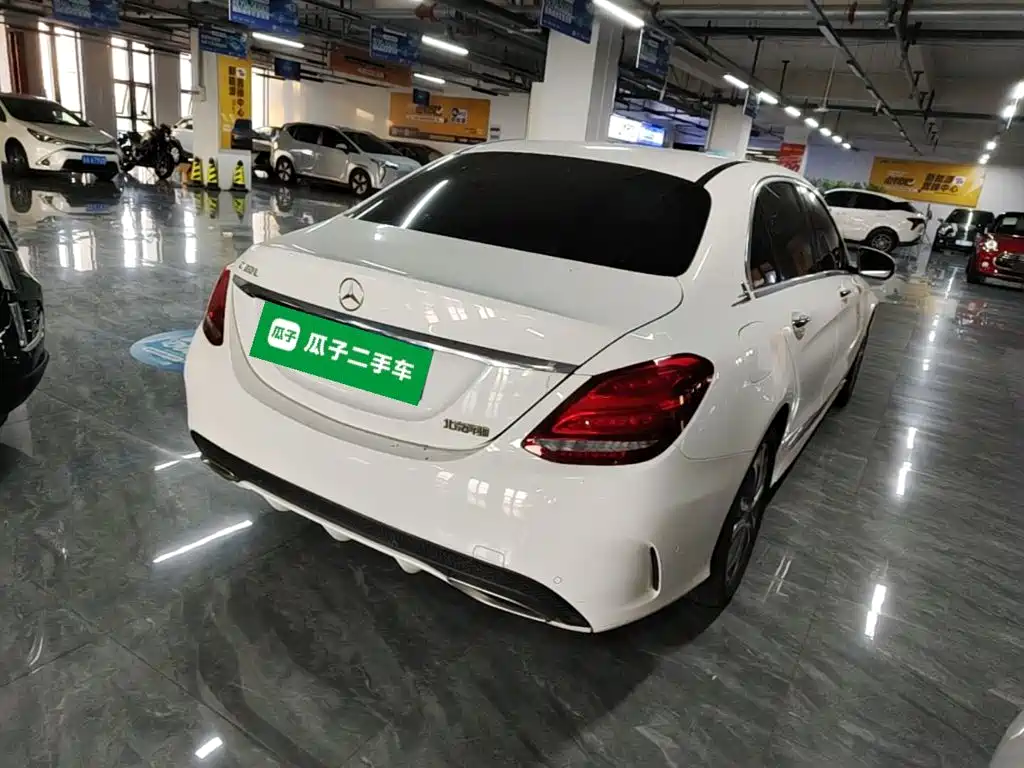 Mercedes-Benz C-Class — миниатюра 5