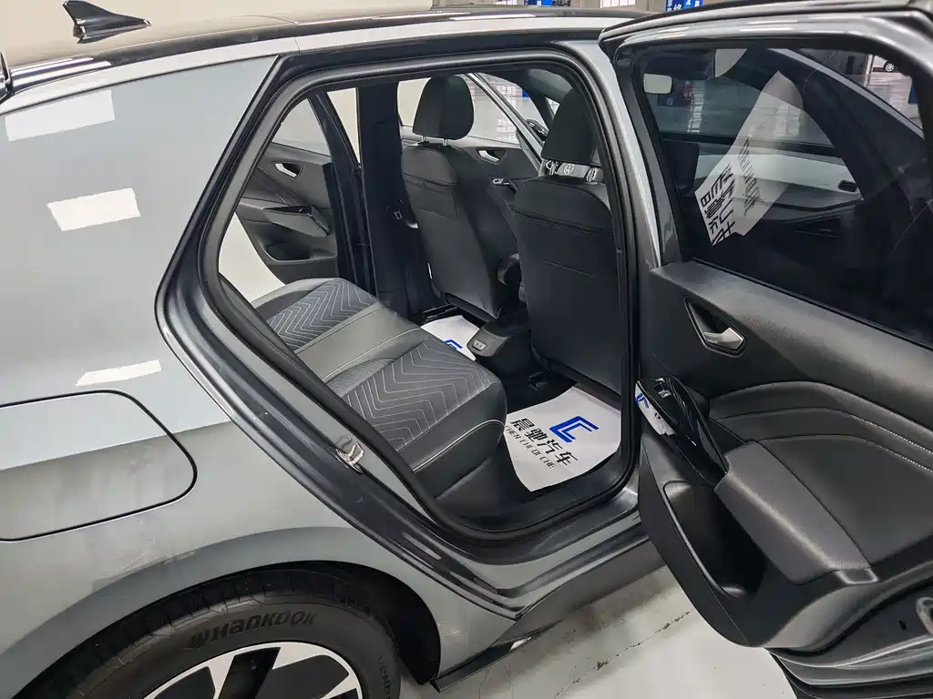 Volkswagen ID.3 — миниатюра 11