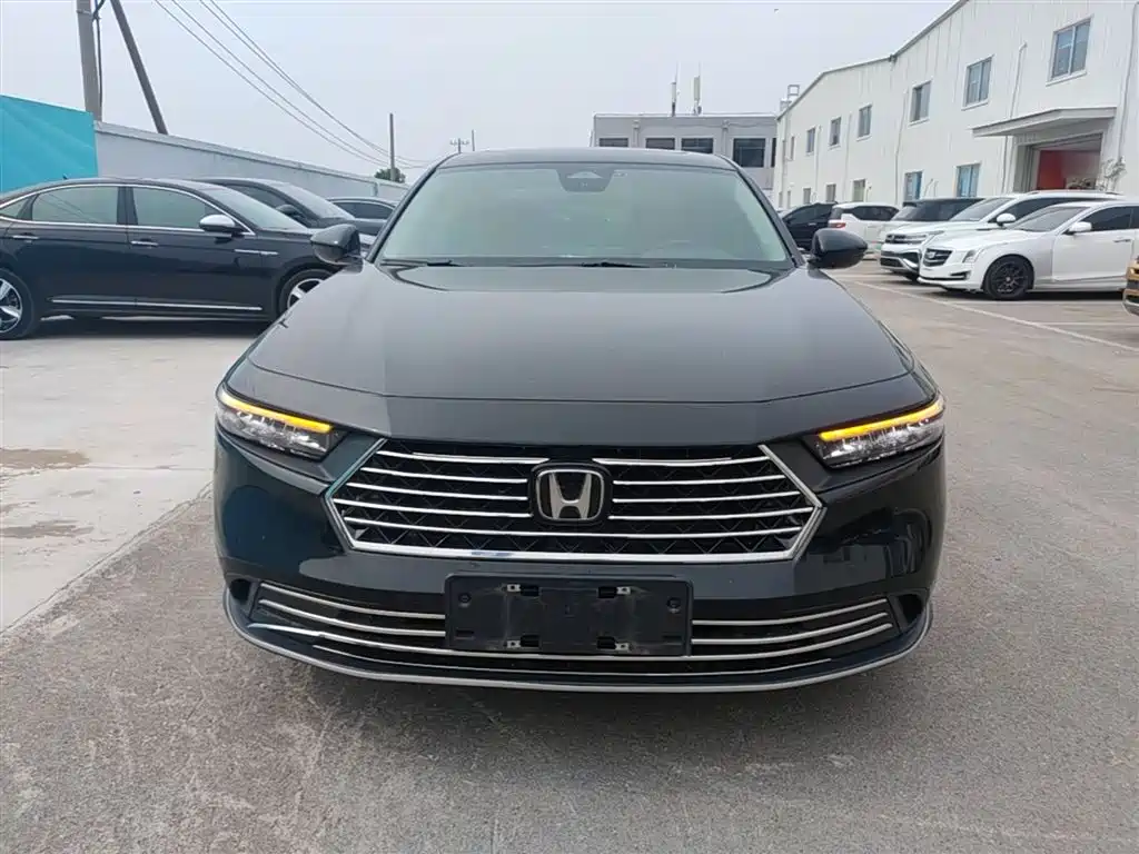 Honda Accord 2023 260TURBO Smart