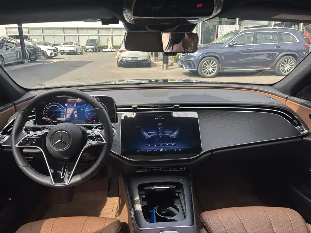 Mercedes-Benz E-Class (Import) — миниатюра 10