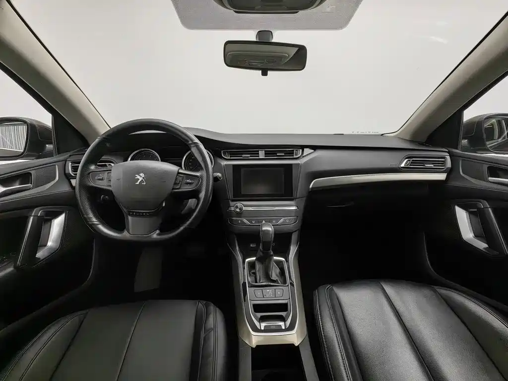 Peugeot 408 — миниатюра 5