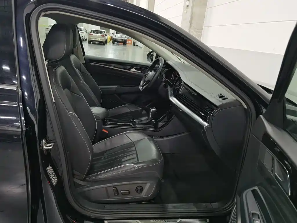 Volkswagen Passat — миниатюра 23