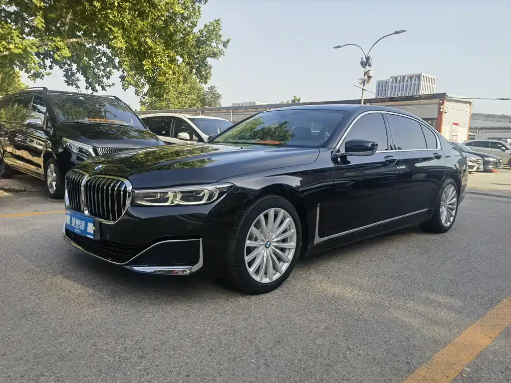 BMW 7 SERIES