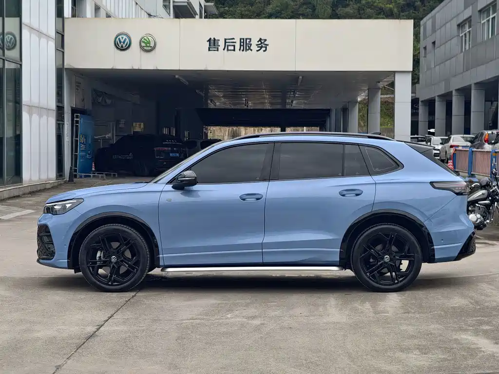 Volkswagen Tiguan L — миниатюра 5