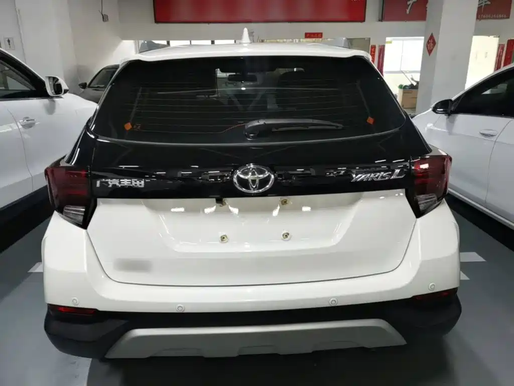 Toyota Yaris L — миниатюра 6