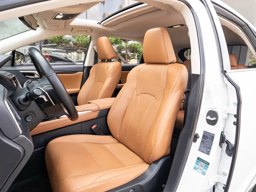 Lexus RX — миниатюра 11
