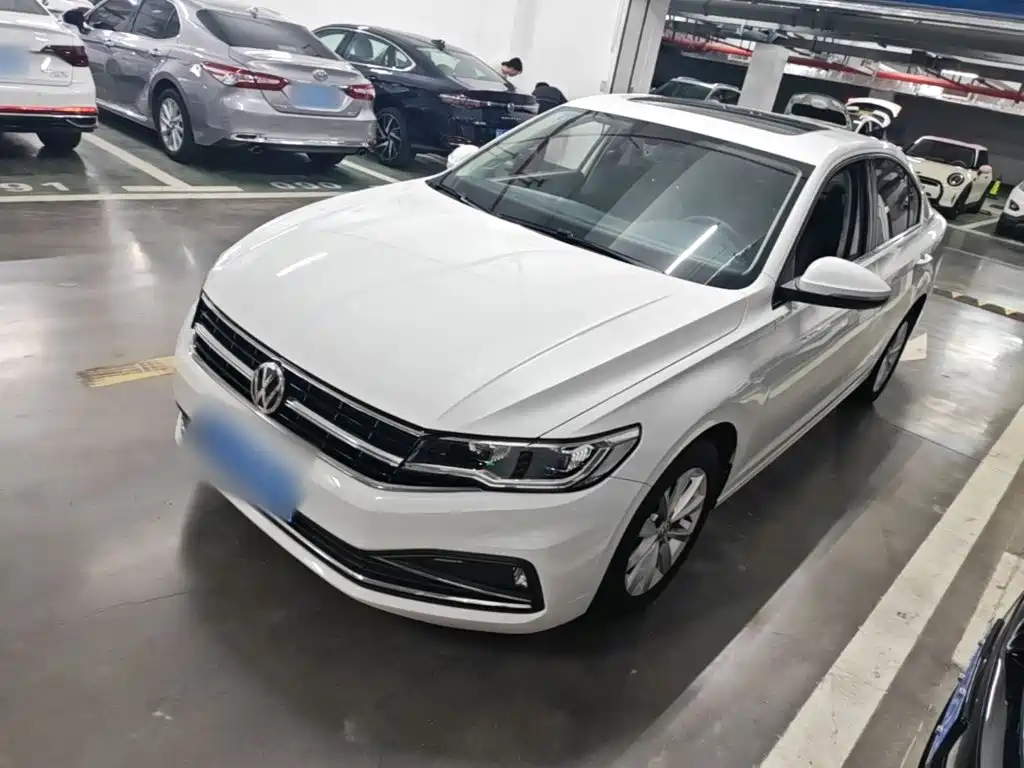 Volkswagen Bora — миниатюра 2