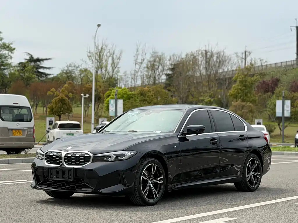 BMW 3 Series 2023