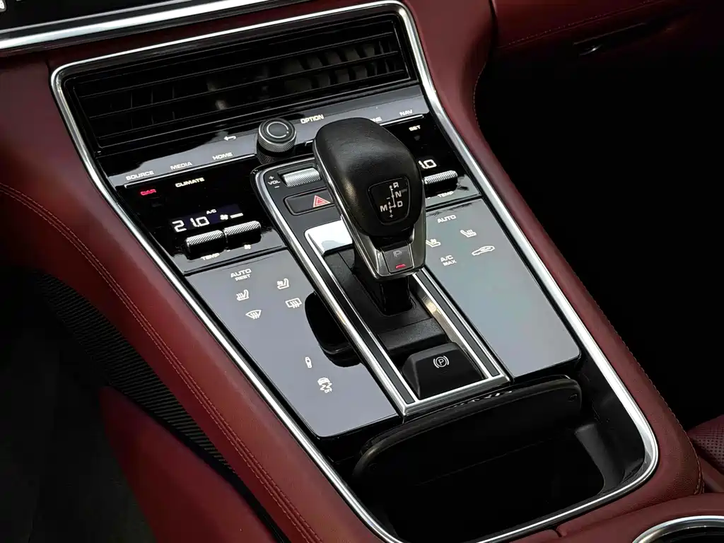 Porsche Panamera — миниатюра 18