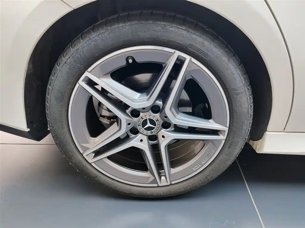 Mercedes-Benz CLA 2024 CLA 200