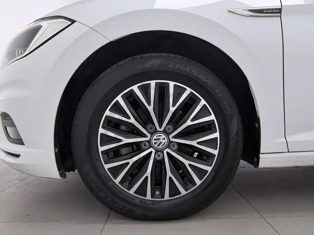 Volkswagen Sagitar — миниатюра 17