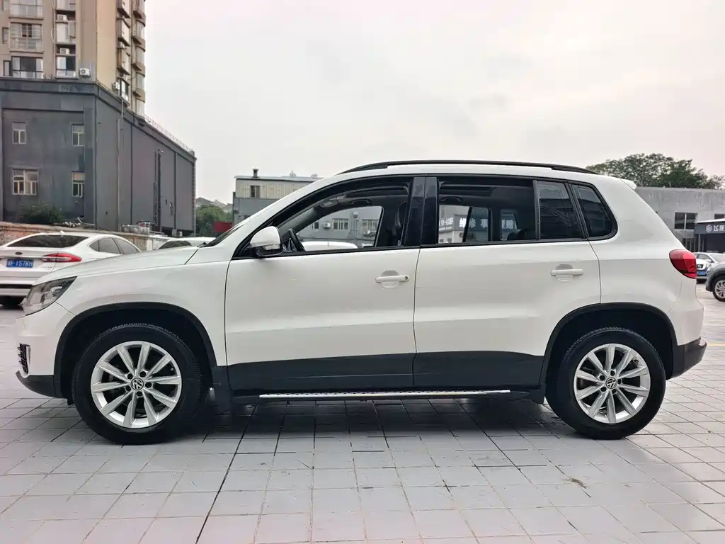 Volkswagen Tiguan — миниатюра 4
