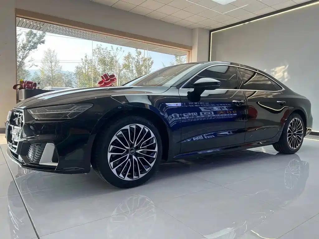 Audi A7L
