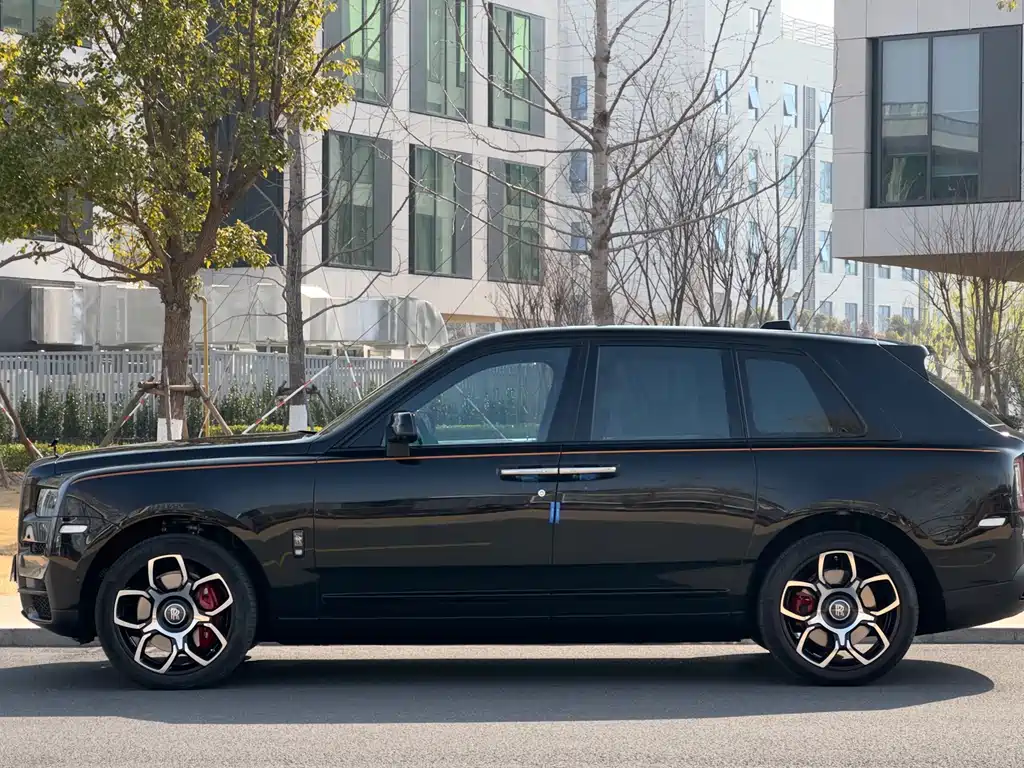 ROLLS-ROYCE CULLINAN