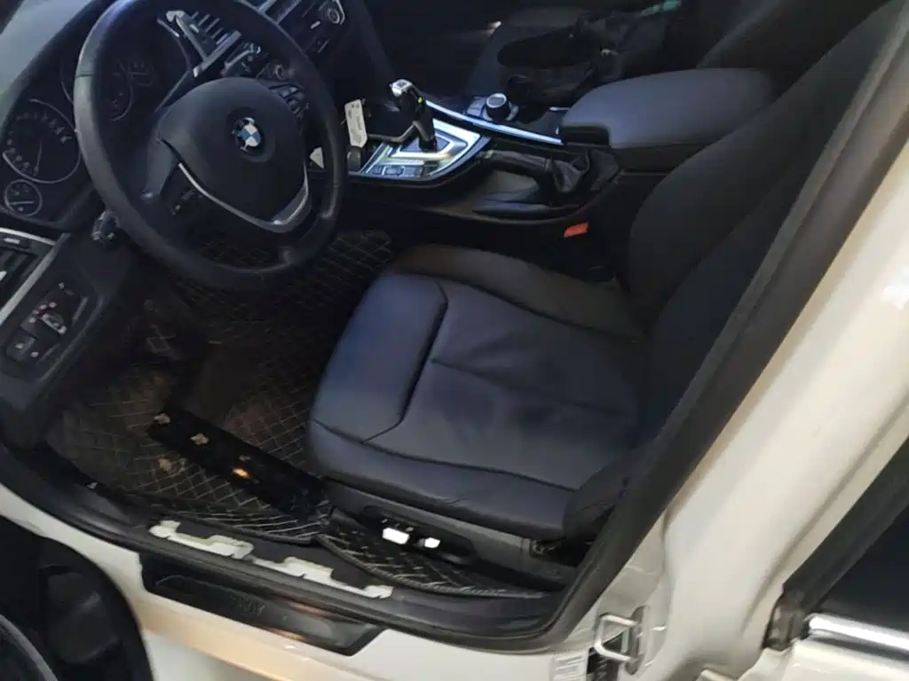 BMW 3 Series — миниатюра 15