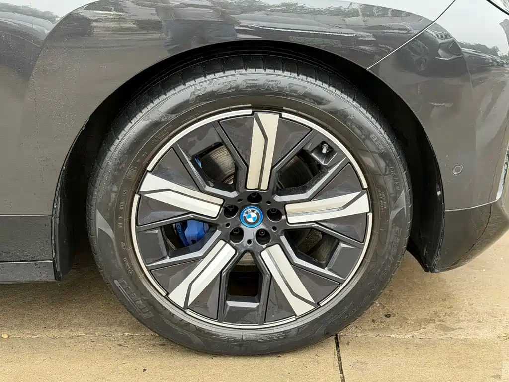 BMW iX — миниатюра 14