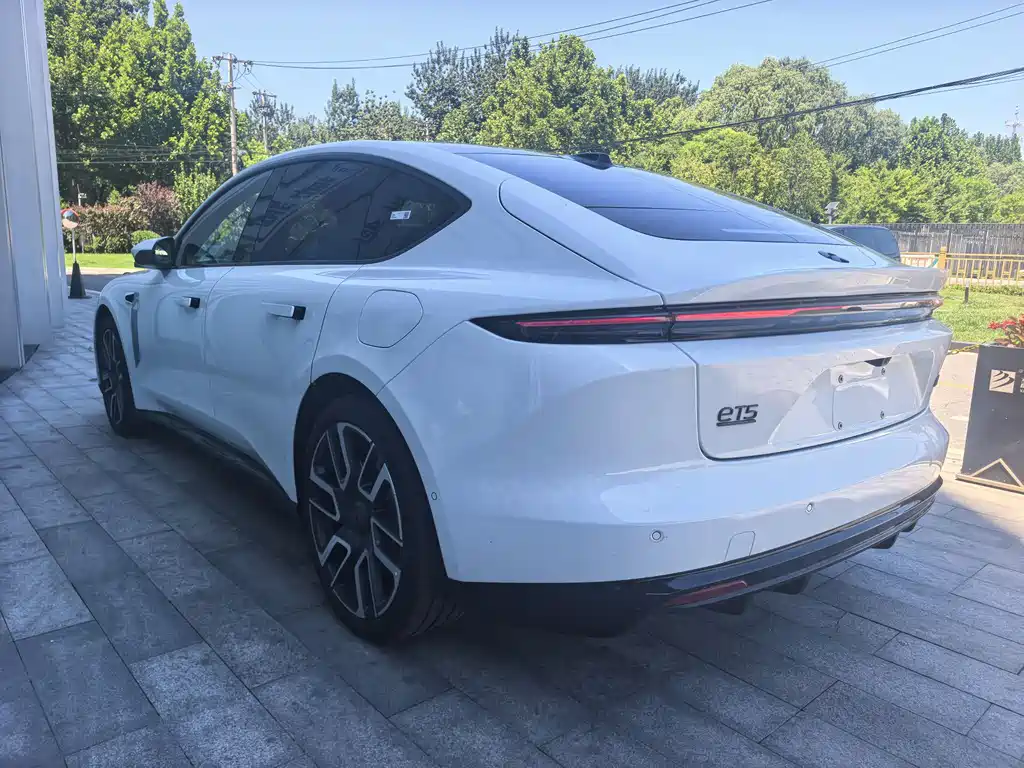 NIO ET5 2026 100kWh