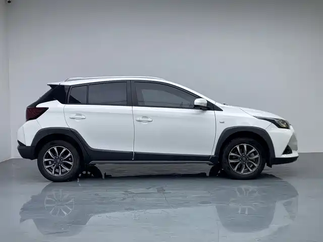 Toyota Yaris L — миниатюра 8