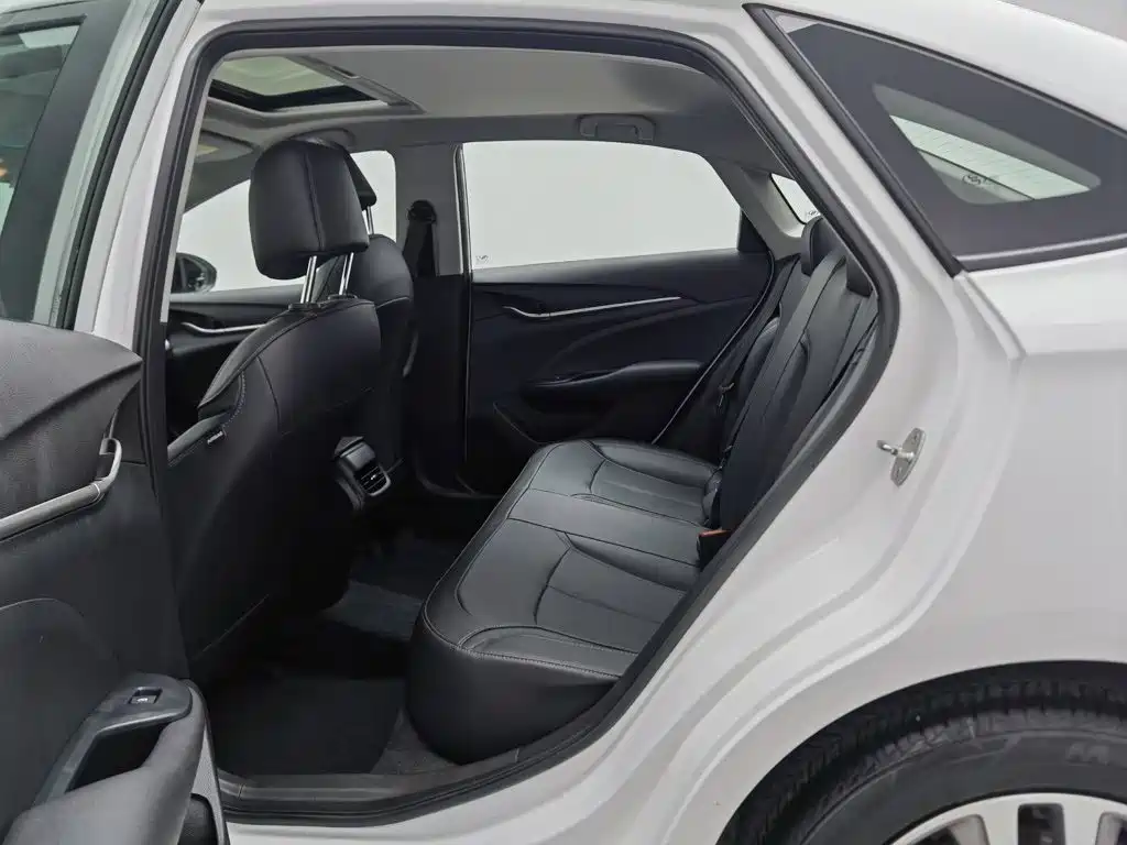 Buick Excelle — миниатюра 15