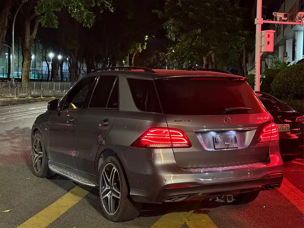 Mercedes-Benz GLE AMG — миниатюра 3