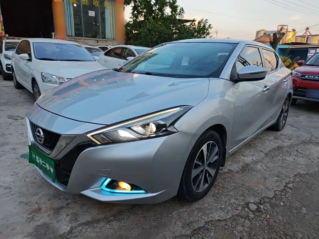 Nissan Bluebird — миниатюра 2